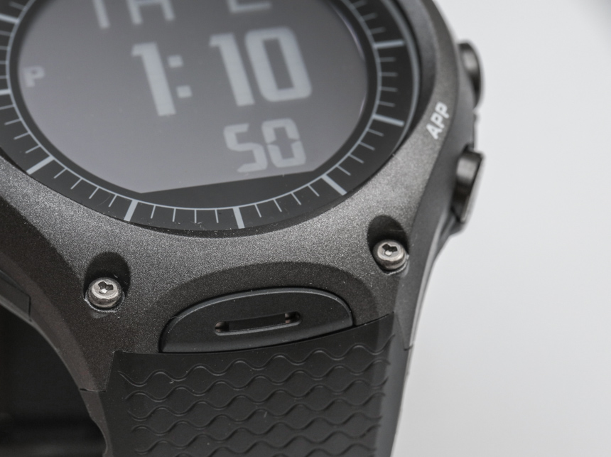 Casio-WSD-F10-Smartwatch-2
